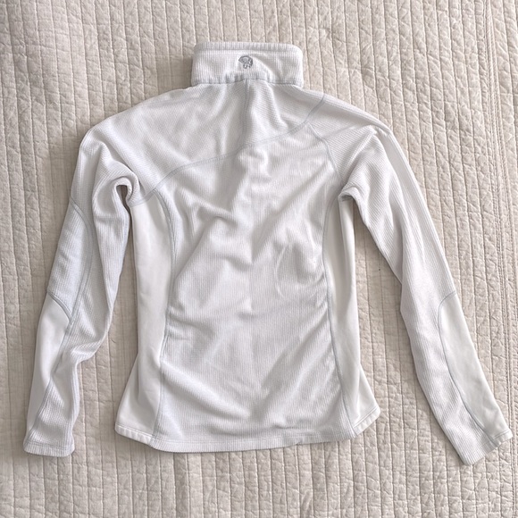 SALE ✨ Mountain Hardwear Women’s Fleece Quarter Zip Top - Picture 3 of 7